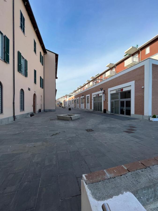Kasia Porta Sul Mare Di Livorno Free Parking Exterior photo