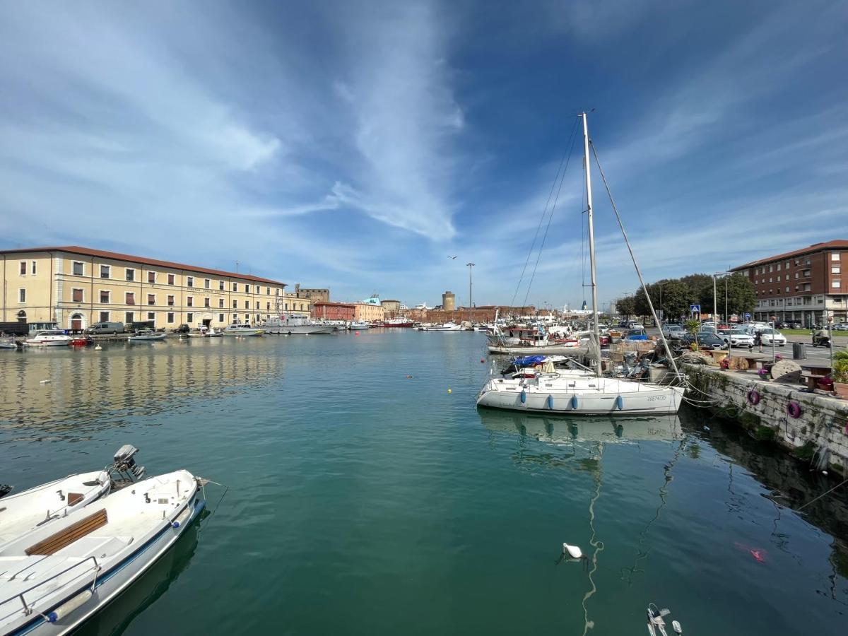 Kasia Porta Sul Mare Di Livorno Free Parking Exterior photo